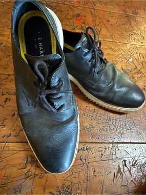 Cole Haan Black Leather Derbies with Cream Sole